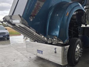 T909 Bumper
